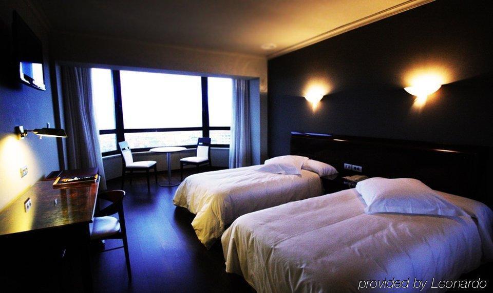 Occidental Vigo Otel Oda fotoğraf